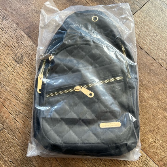 Black Quilted Crossbody Bag - Picture 2 of 2